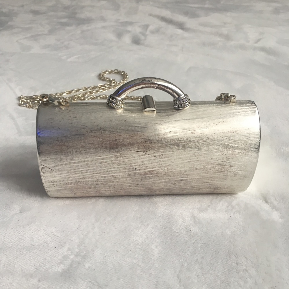 Rodo metal clutch